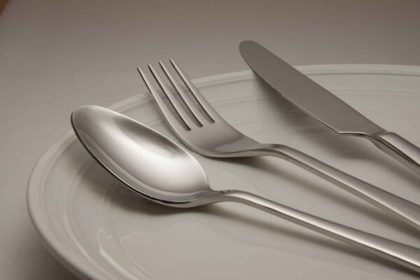 standard cutlery