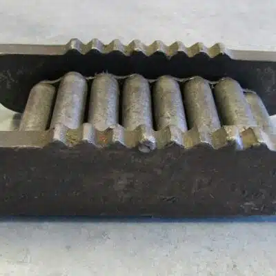 LOAD SKATES