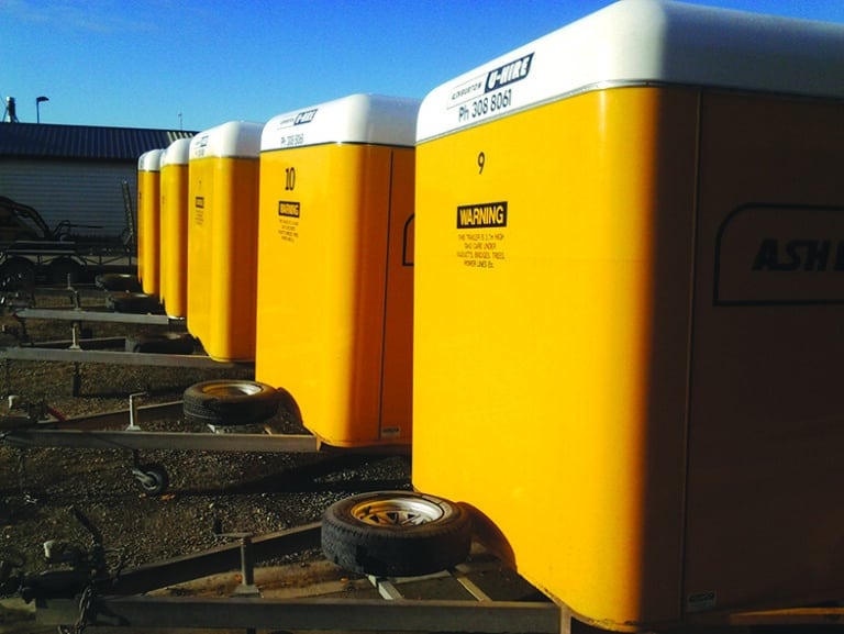 10 REASONS WHY YOU SHOULD CONSIDER USING A FURNITURE TRAILER