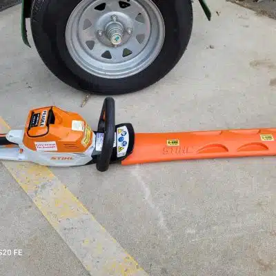 battery powered hedge trimmer